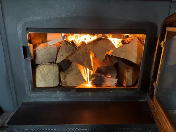 [Hearth.com] What Is In Your Stove Right Now?