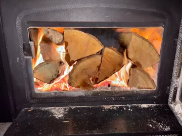 [Hearth.com] What Is In Your Stove Right Now?