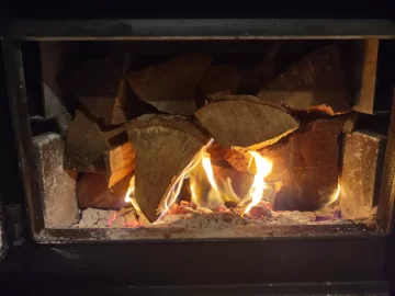 [Hearth.com] What Is In Your Stove Right Now?