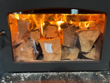 [Hearth.com] What Is In Your Stove Right Now?