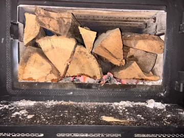 [Hearth.com] What Is In Your Stove Right Now?