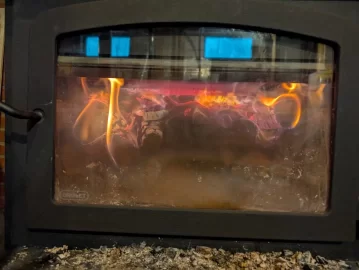 [Hearth.com] ESCAPE 2100 little to no heat output