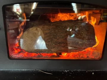 [Hearth.com] What Is In Your Stove Right Now?