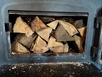 [Hearth.com] What Is In Your Stove Right Now?