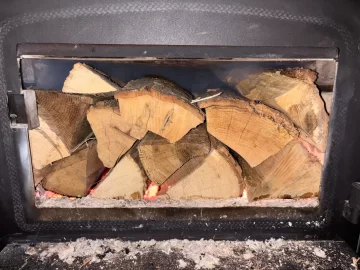 [Hearth.com] What Is In Your Stove Right Now?