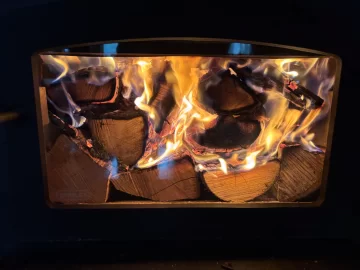 [Hearth.com] What Is In Your Stove Right Now?