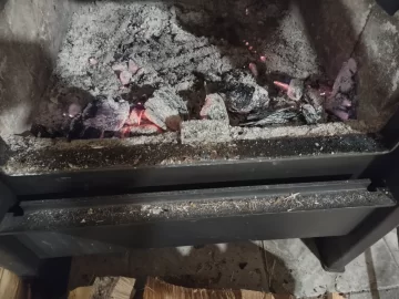 [Hearth.com] What Is In Your Stove Right Now?