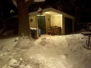 [Hearth.com] Christmas Snow....path to the wood shed