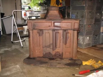 [Hearth.com] Antique stove, or not?