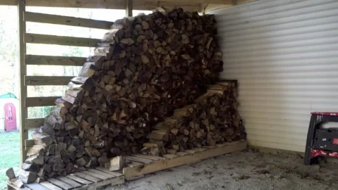 [Hearth.com] Building a wood shed