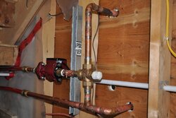 Plumbing shop infloor loop off of buffer tank