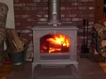 [Hearth.com] Woodstock Keystone compared to Jotul Combifire - a Tale of Two Stoves