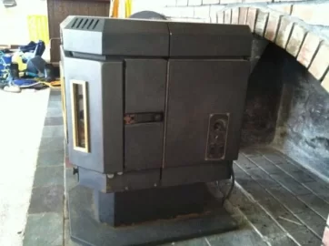 [Hearth.com] Any Ideas what Make and Model this Wood Pellet Stove is?