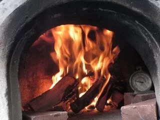 [Hearth.com] Wood fired oven - Calzones