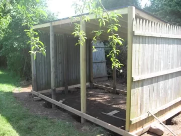 [Hearth.com] Building a wood shed