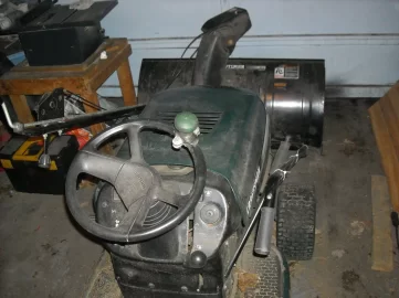 [Hearth.com] Sears T1000 Tractor clunky Snow Blower hook-up before the big Nor'Easter? What lube should I use?