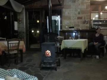 [Hearth.com] Taverna Stove