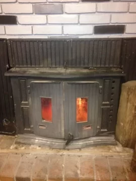 [Hearth.com] Hi can someone help identify wood burning insert