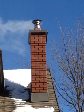 [Hearth.com] Chimney connection - seems wrong to me, advice, thoughts?