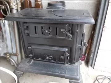 [Hearth.com] Newbie needs help with identifying wood stove