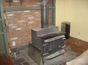 [Hearth.com] Honey Bear with removable pedestal ?