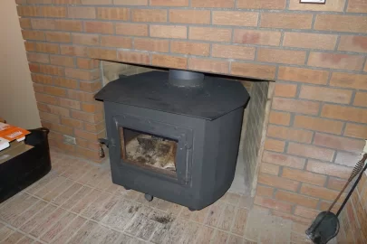 [Hearth.com] Stove Floor filled with mortar?