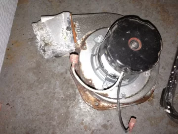 [Hearth.com] Englander 25-PDVC Exhaust blower Exhuastion and a little rusty! ! !