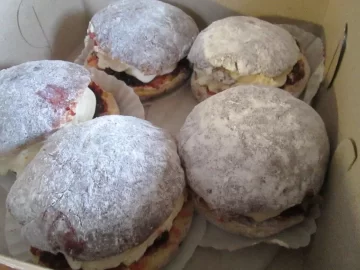 [Hearth.com] Happy Paczki Day!!!