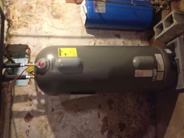 [Hearth.com] Water heater being installed as we speak... Goodbye oil!