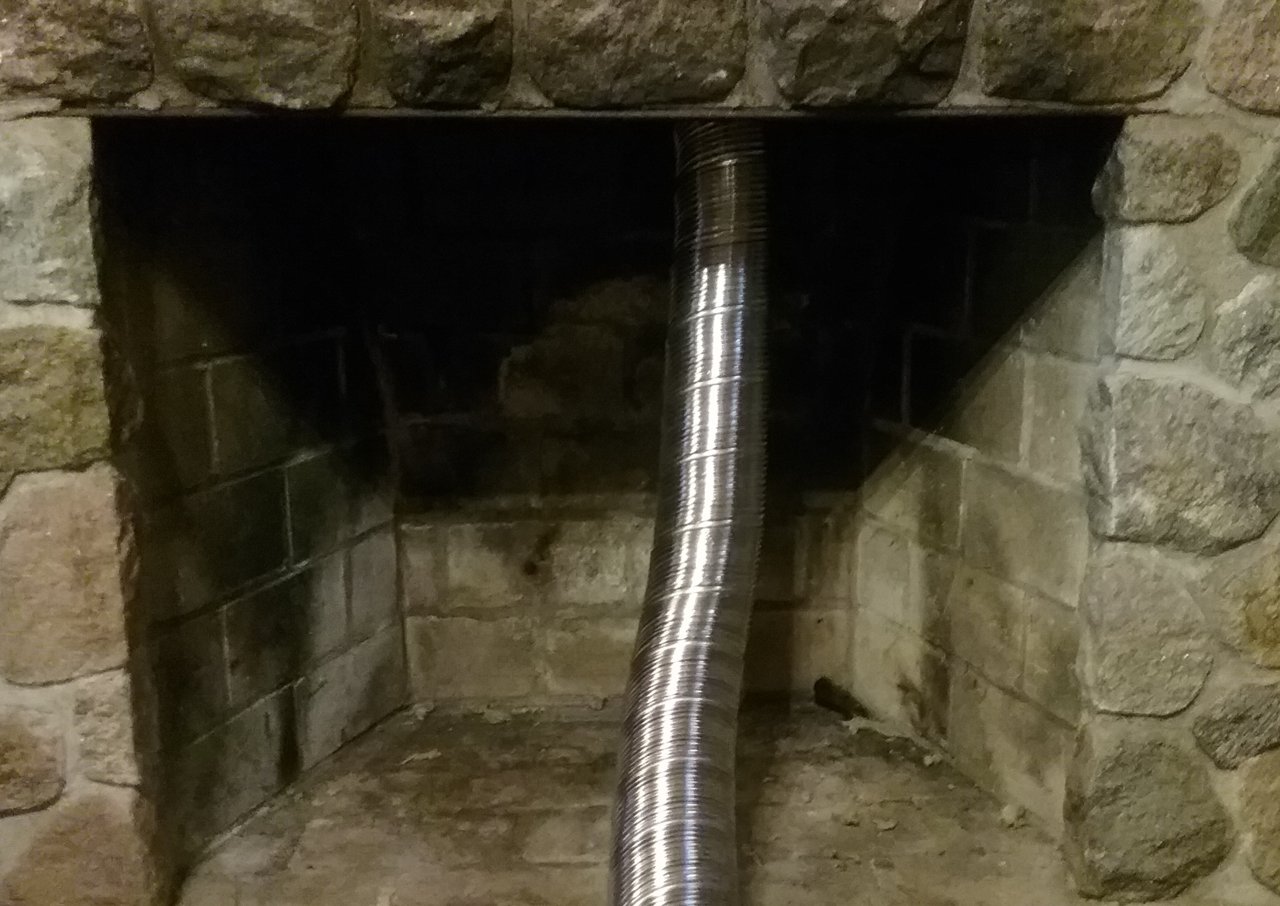 4" Chimney liner in fire place