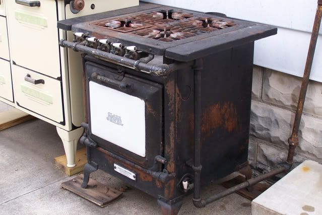 Old Detroit Jewel cook stove