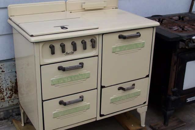 Old Detroit Jewel cook stove